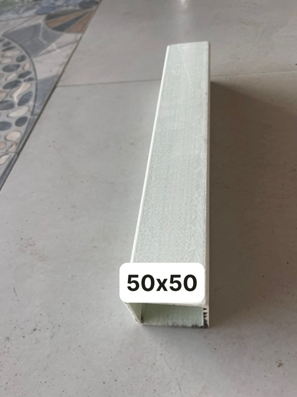 Hộp Composite 50x50 x 3ly (Cây 6m )